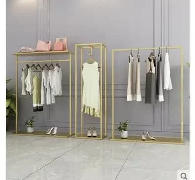 Resistant simple gold coat hangers clothing store exhibitor hangers from floor to floor shelves of women's clothing store clothes iron