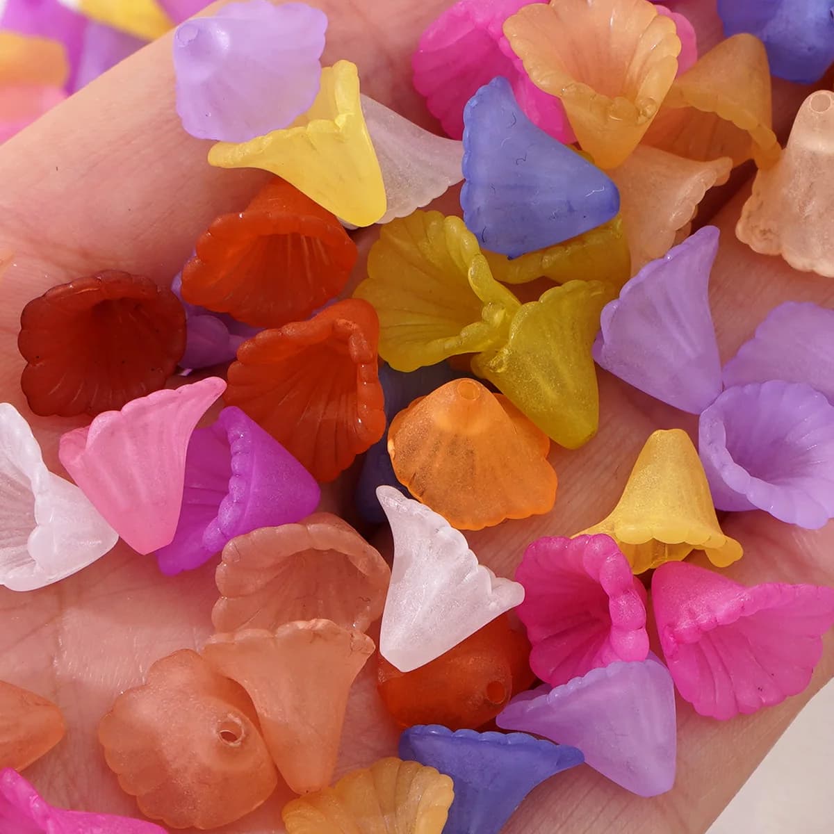 100pcs Colorful Acrylic Frosted Horseshoe Lotus Flower Beads, Suitable For DIY Jewelry Making Earrings, Necklaces, Bridal Access