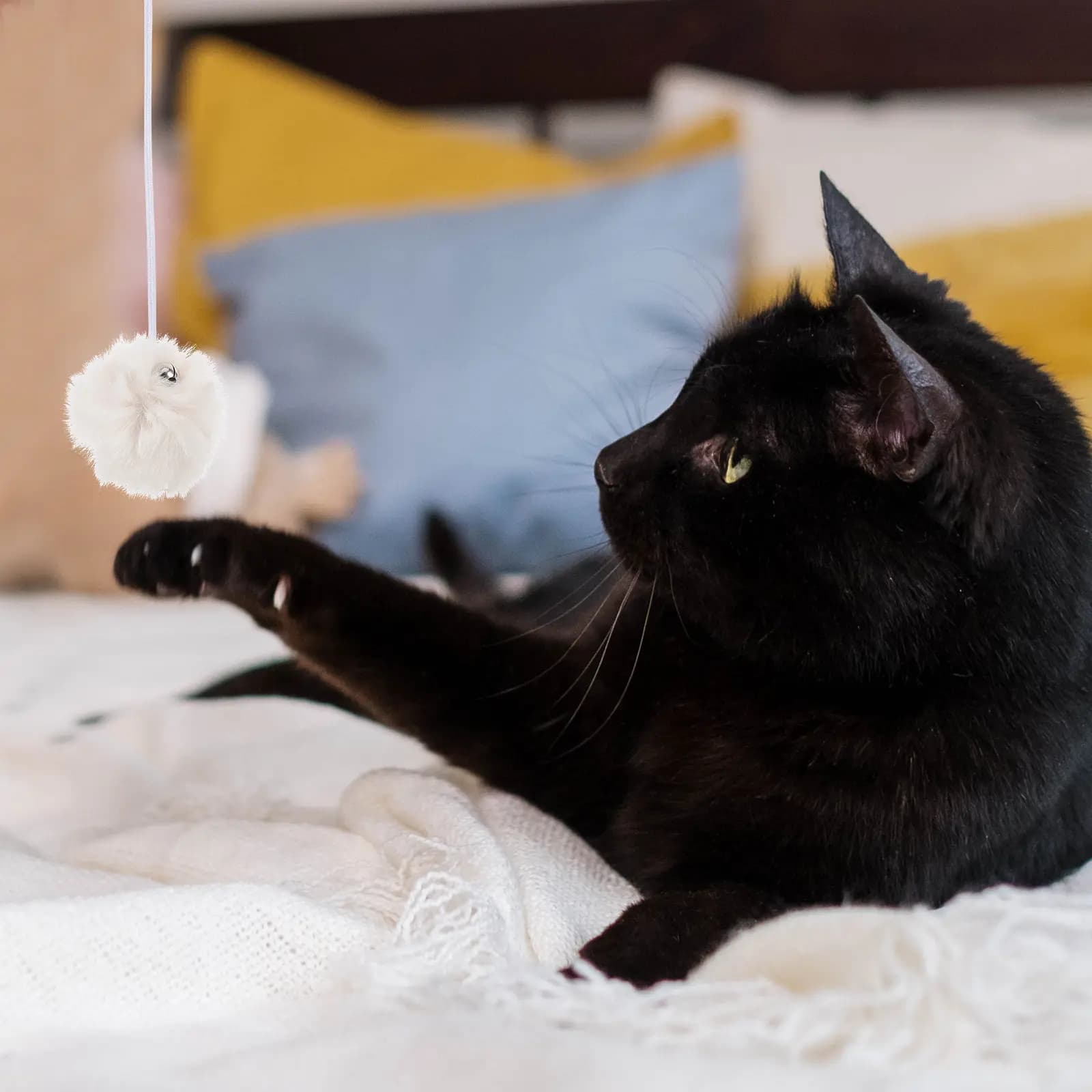 4 Pezzi Palline Interattive con Campanello per Gatti, Ricambio per Tiragraffi e Alberi per Gatti, Accessorio per Esercizio Divertente