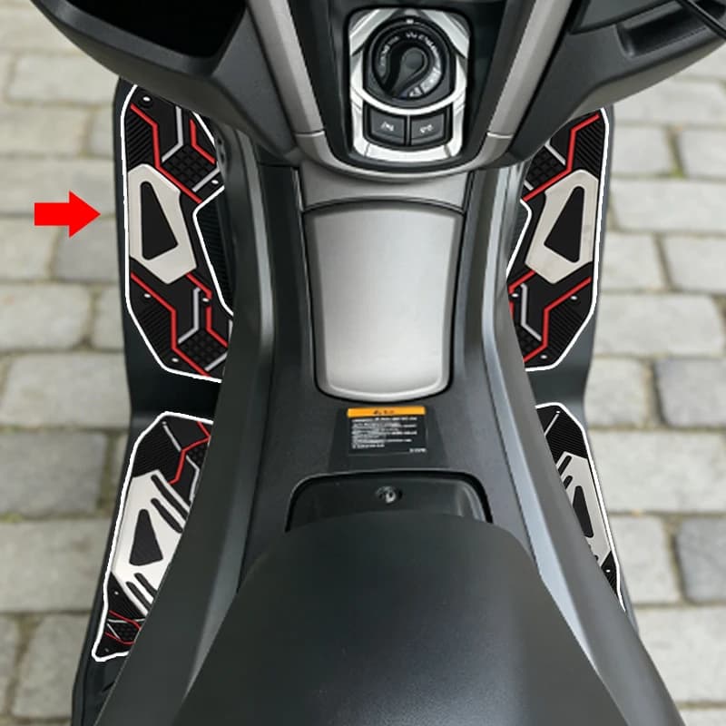 Tappetini Poggiapiedi Moto per YAMAHA NMAX155 V3/NMAX125 V3 125 TURBO 2025 - Accessori Pedali Poggiapiedi Conducente