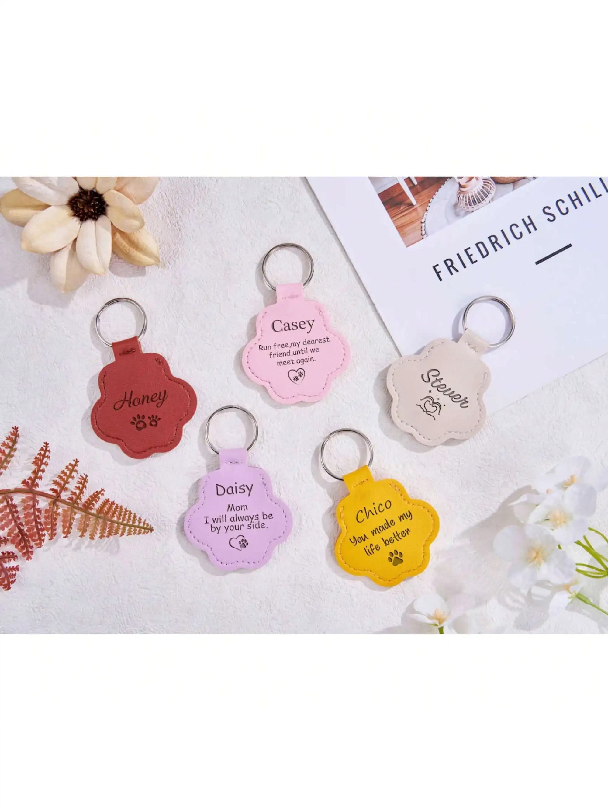 Custom Leather Paw Keychain with Fur,Engraved Leather Pawprint Fur Keychain,Pet Hair Storing,Pet Loss Gift,Laser Engraving