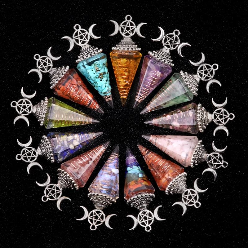 Pendolo lunare in pietra naturale a punta esagonale 24x52mm per divinazione Dowsing Chip Pietra preziosa Guarigione Chakra Ciondolo Stregoneria