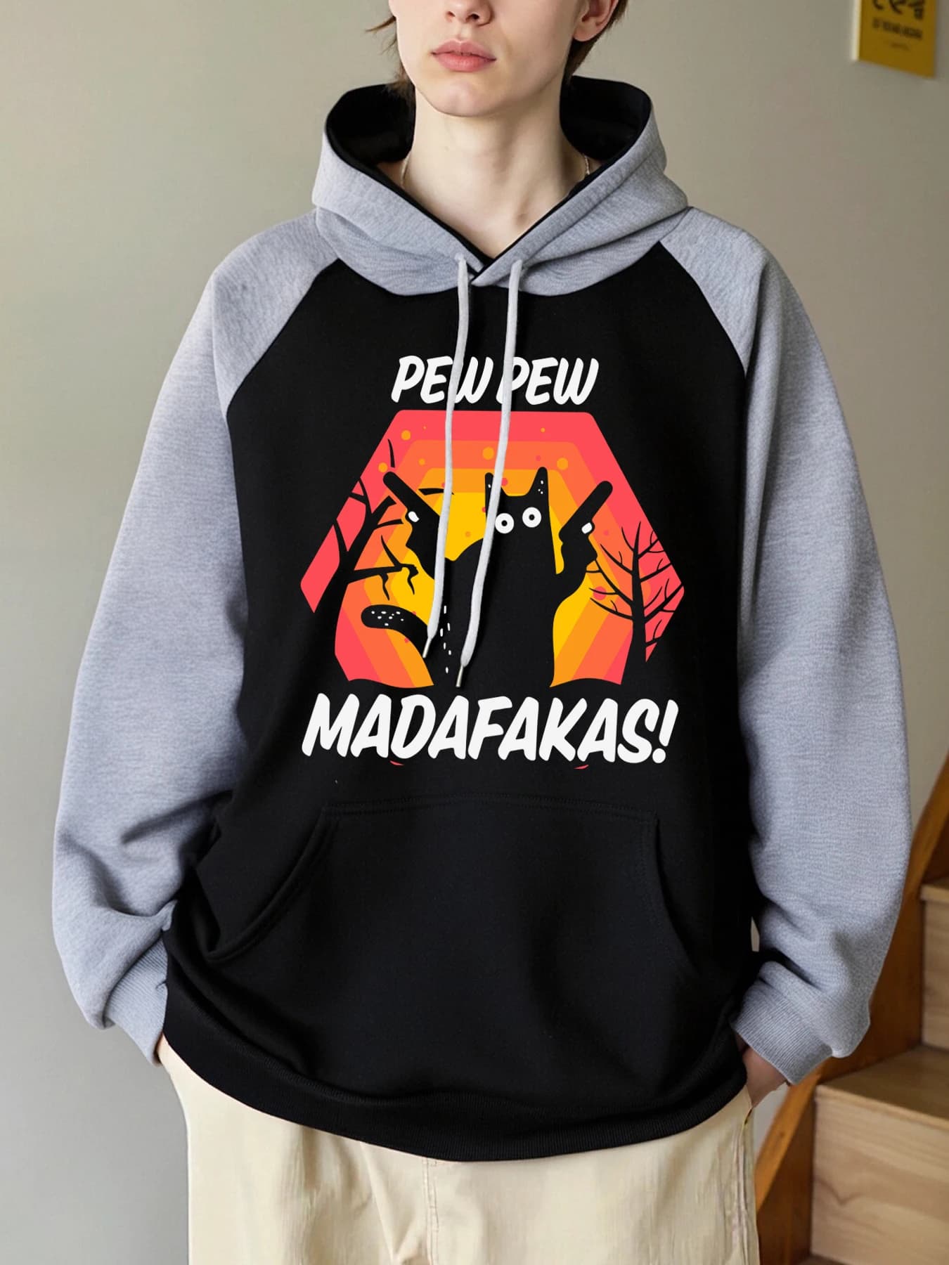 Pew Pew Cat Holding A Handgun Printed Raglan Hoodies Male Hip Hop Loose Hoody Fleece Clothes Pocket Pullover Autumn Casual Top