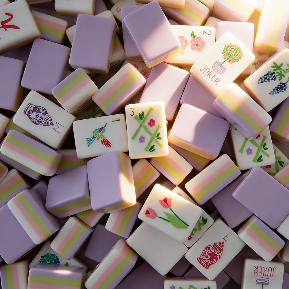 Set di Mahjong Americano a 4 Strati in Acrilico, 160 Pezzi, per Adulti, con Retro Viola Chiaro, Gioco da Tavolo Portatile per Viaggi e Tempo Libero