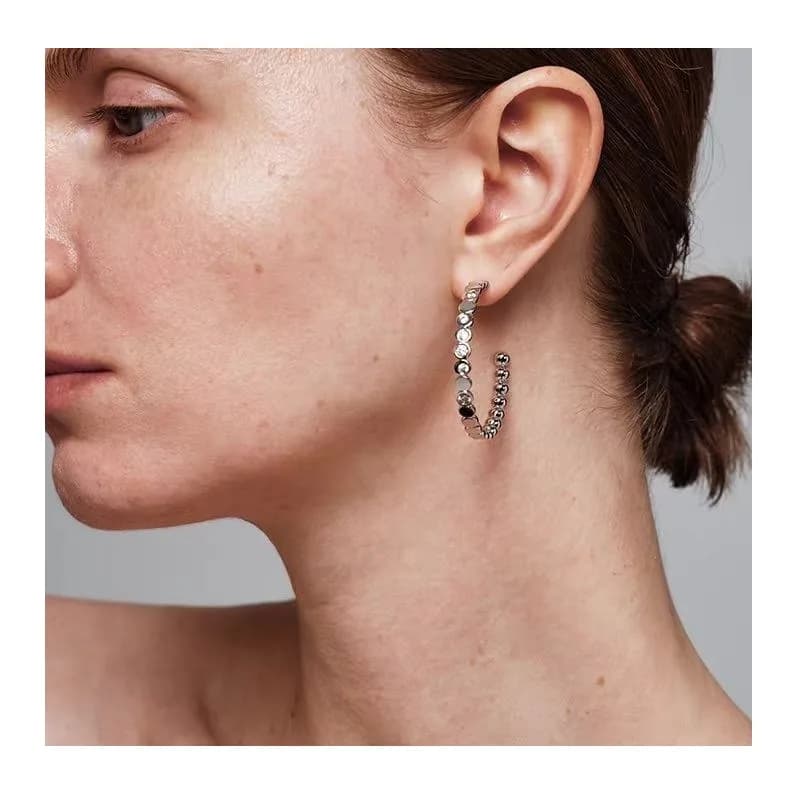 Nuovi Orecchini Estivi con Mezza Perla e Diamanti, Design di Nicchia per Donne, Orecchini a Cerchio di Lusso Leggero di Alta Gamma