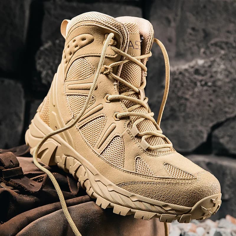 Stylish Outdoor Hiking Shoes for Men Quality Hard-wearing Trekking Sneakers Plush Warm Lined Male Footwear New Arrivals
