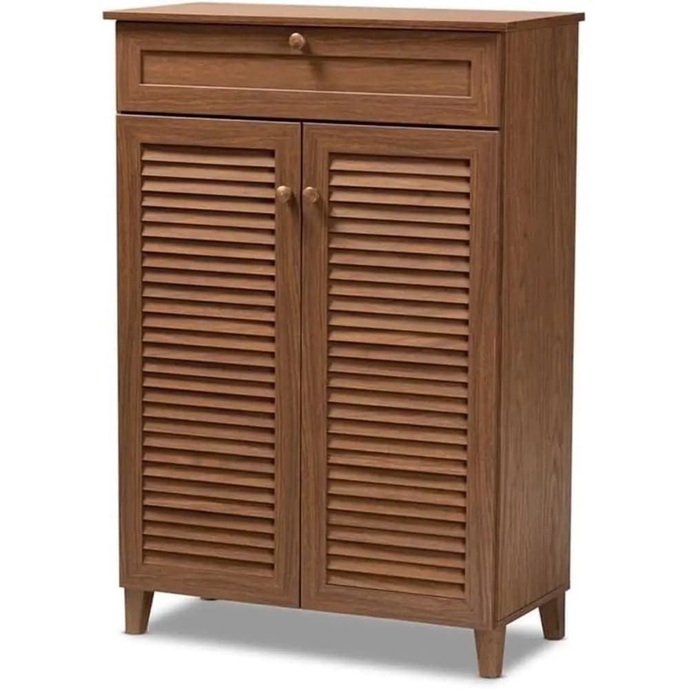 Scarpiera a 5 livelli color noce, in legno ingegnerizzato con impiallacciatura in poliuretano, contiene 15 paia, gambe affusolate, pomelli in legno massello