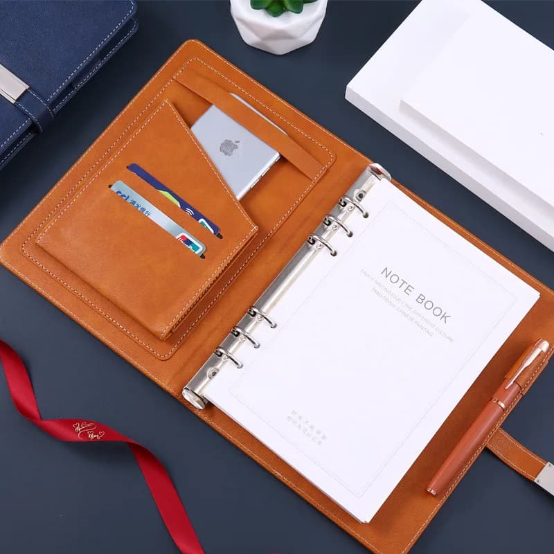 2025 A5 Anelli a fogli mobili Planner Raccoglitore Notebook Ricariche di carta Carta Organizzatore del telefono Diario Agenda Quaderno per schizzi Blocco note per ufficio