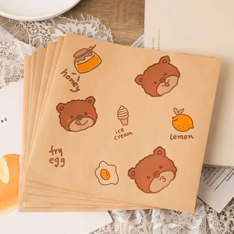 100 pieces of oil proof sandwich paper - Microwave and oven safe, moisture-proof, leak-proof, with charming bear pattern suitable for Christmas cakes, catering supplies, multifunctional food packaging | Holiday desktop decoration | Durable food paper