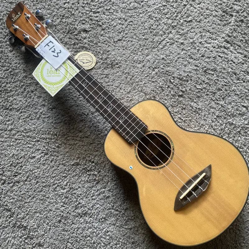 Ukulele F123 Leaf Spruce con Top Solido Q100 23" Concerto, Corpo in Mogano, con Difetti - Offerta Speciale