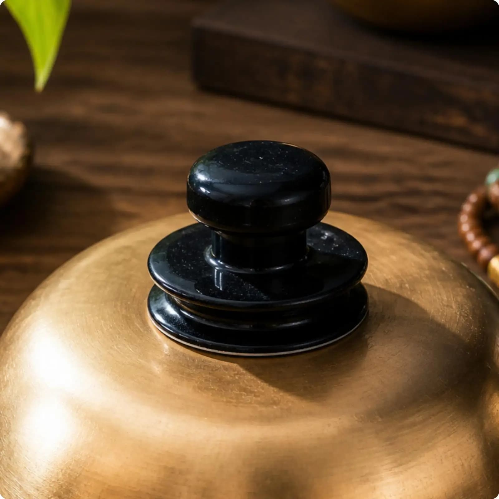 Singing Bell Suction Cup Holder Rubber Bowl Lifter for Meditation Practice Stable Handhold Easy Reposition Device