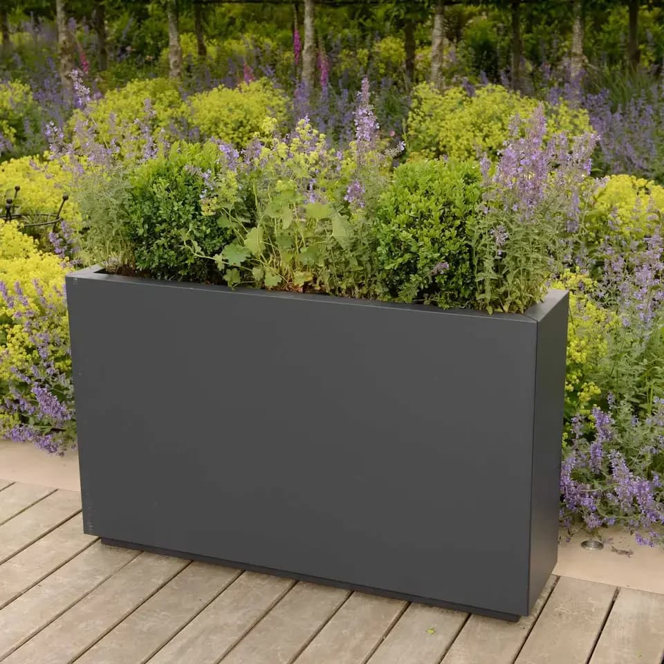 Supporti per piante grandi alla moda Fioriera autoirrigante per esterni in ghisa Fiore da giardino Vaso per piante contemporaneo Stampo in metallo Scatola per invasatura