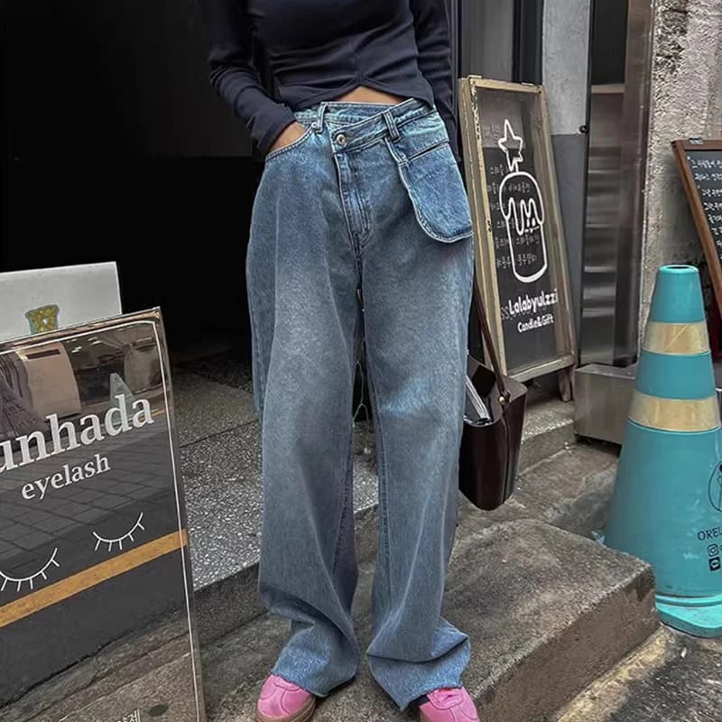 Retro High Waist Straight Leg Jeans Women's Autumn Winter Chic Large Pocket Asymmetrical Button Long Pants Fashionable Ladies