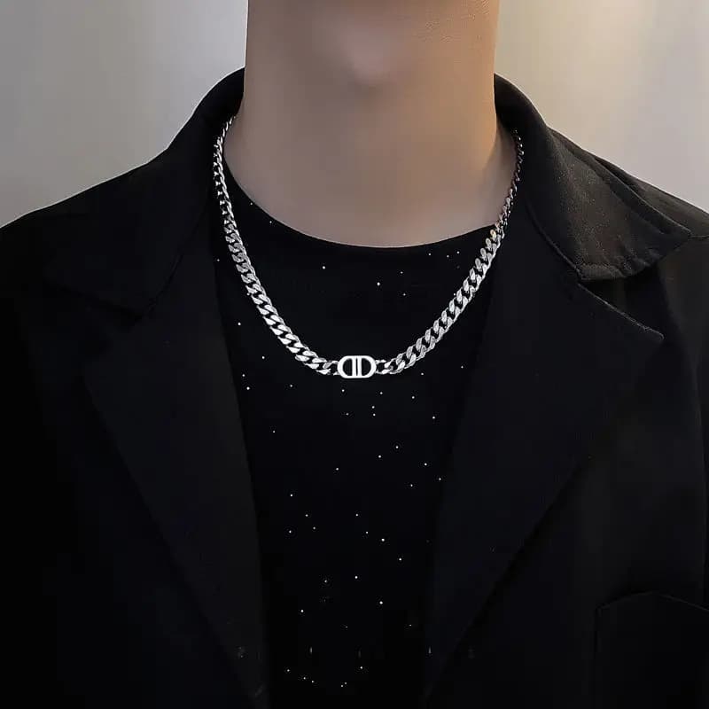 European and American wind titanium steel thick chain Cuban necklace female ins tide hip hop pig nose collarbone chain fashion double D neck chain