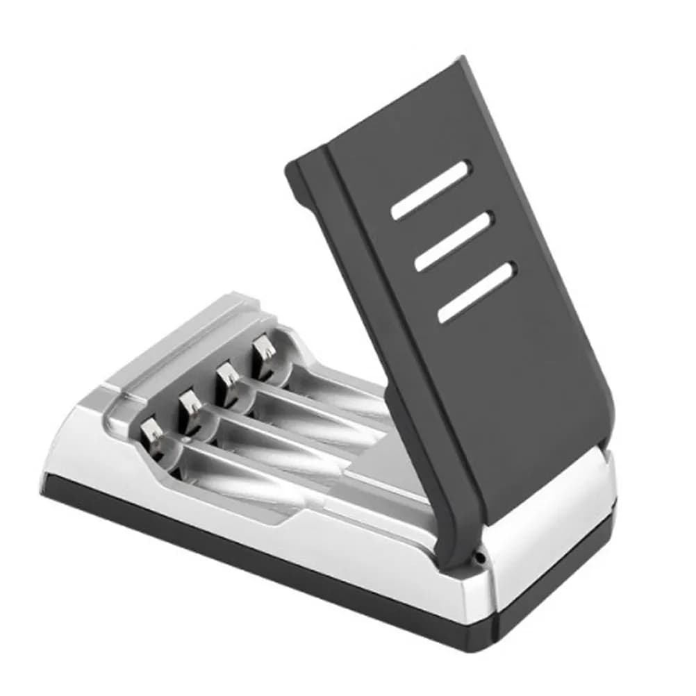 Caricabatterie Intelligente LCD a 4 Slot con Spina UK, Ricarica Rapida Intelligente, Display per Slot Singolo, Protezione da Surriscaldamento e Cortocircuito