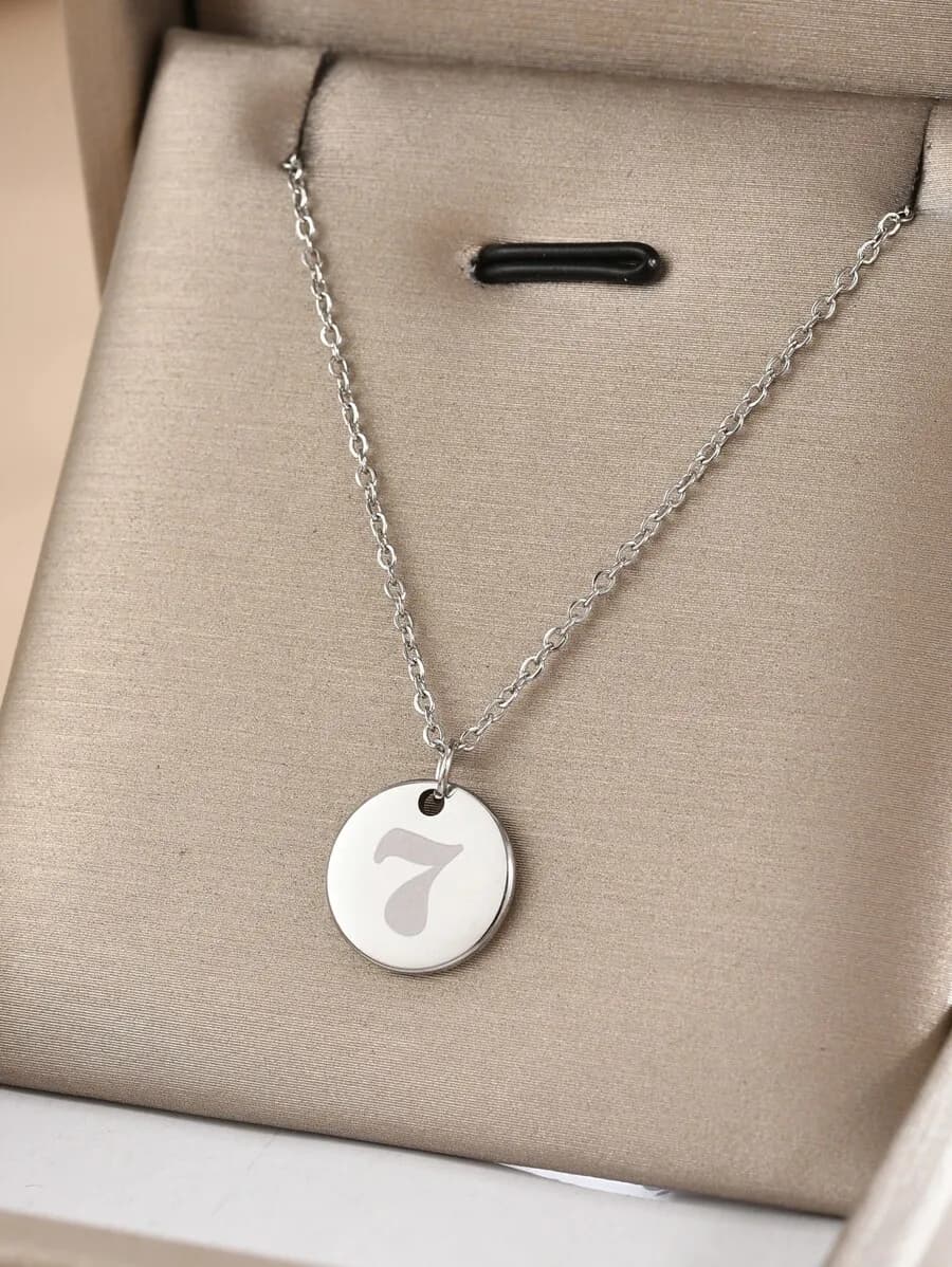 Collana con ciondolo rotondo in acciaio inossidabile con design numero 7, catena tono argento 45 cm