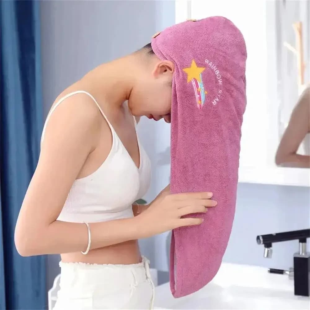 Cuffia per capelli secca spessa in peluche corallo, ricamo a fumetti, cuffia triangolare assorbente, cuffia da bagno da donna, asciugamano assorbente per capelli asciutti