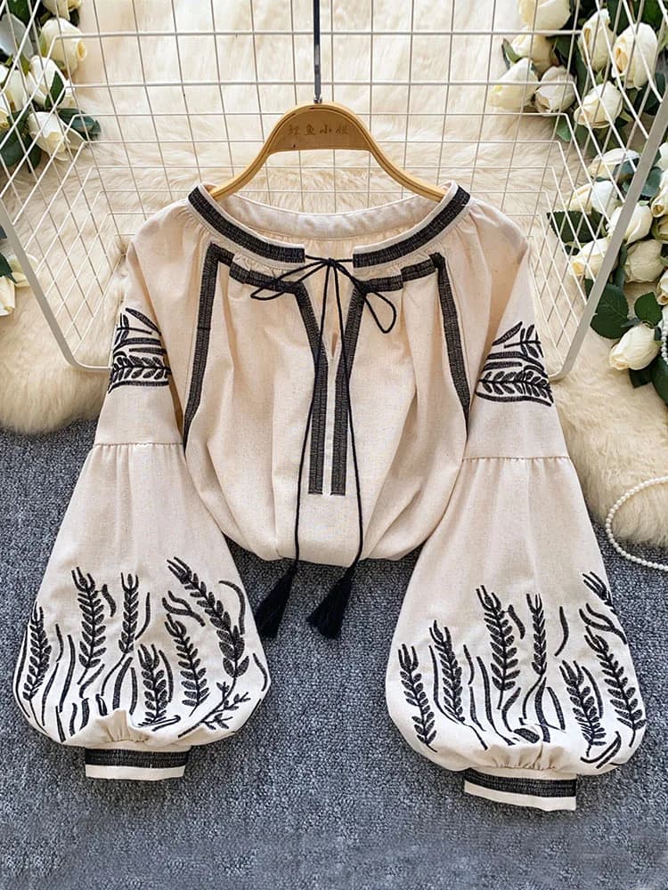 Bohémien Style Women's Shirt with Embroidered Lantern Sleeves, Large fit, Vintage design, Top Spring BL330