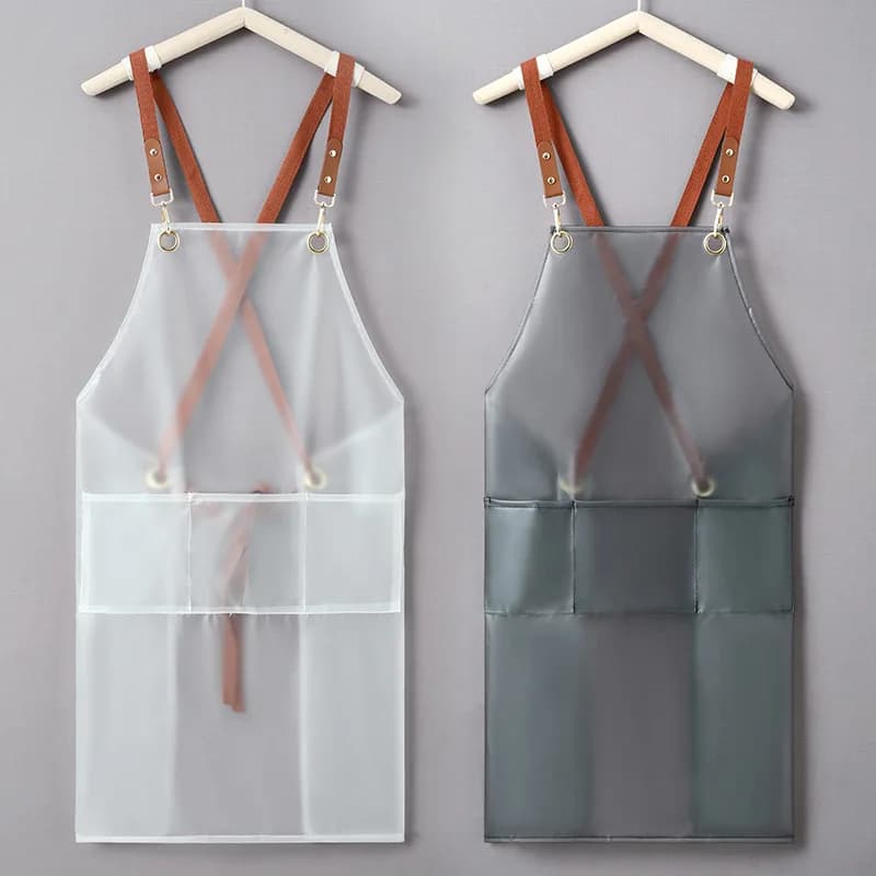 Nuovo grembiule cinturino impermeabile e resistente all'olio tuta alla moda in stile coreano cucina domestica cucina abiti da lavoro in TPU da donna
