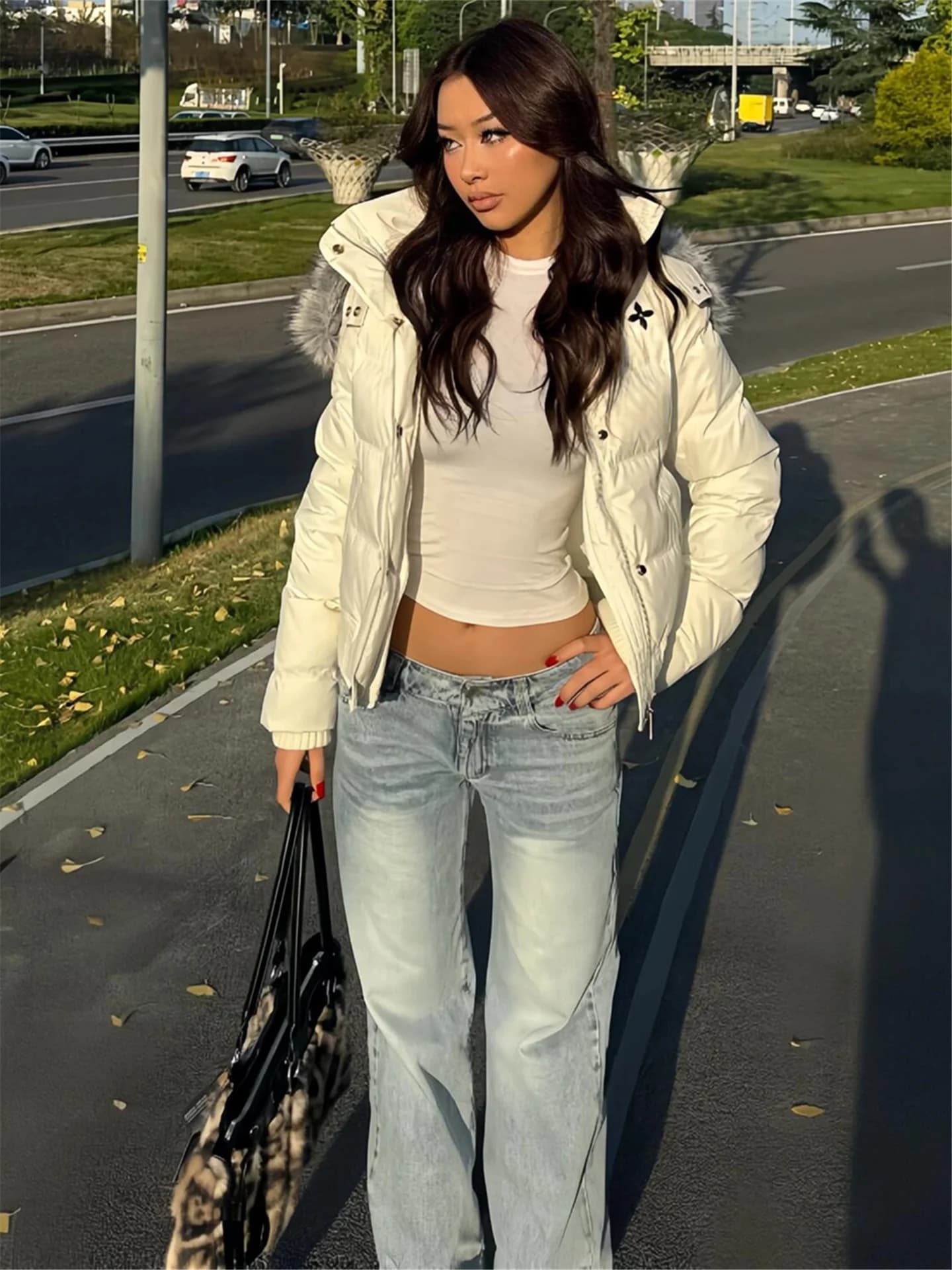 Jeans a gamba dritta a vita bassa blu chiaro stile americano a lunghezza estesa da donna, pantaloni larghi slim a gamba larga per autunno inverno