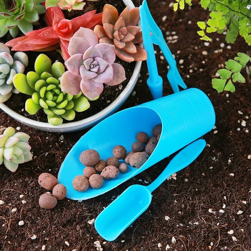 Heavy-duty plastic bucket with shovel, pot growing cylinder, MeatPlant loam blade, garden tools, 4 pieces set, mini gardening tools for planting.
