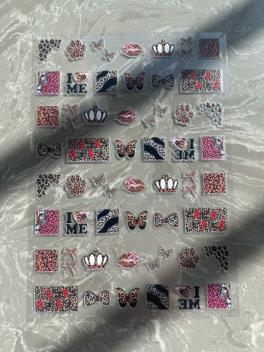 Mini PVC Stickers with Kawaii Patterns for Nail Art, Water Bottles, Mirrors, Laptops, Desk, Games and Gifts