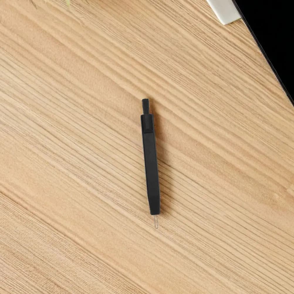 Set di 8 Spazzole Piccole per la Pulizia di Apparecchi Acustici, con Gancio a U e Mini Spazzola per la Manutenzione di Dispositivi di Amplificazione del Suono