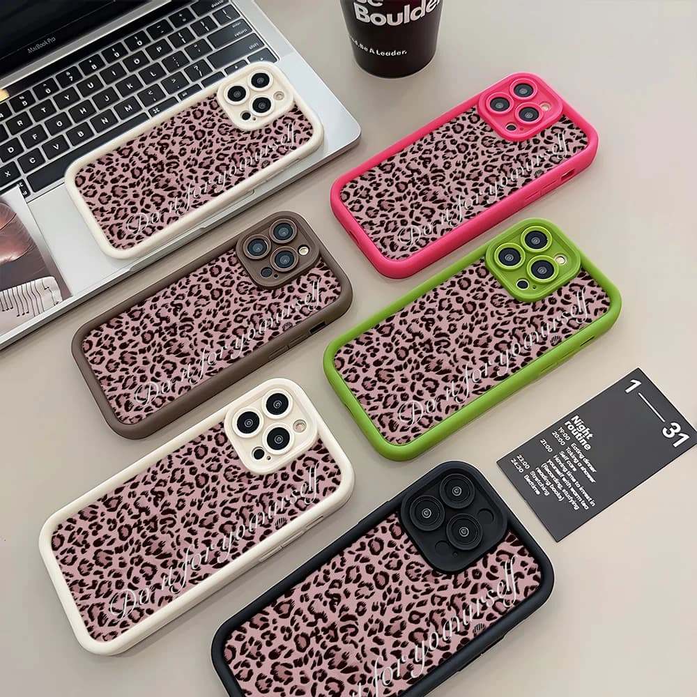 Painted Phone Case for Apple iPhone 17 16 15 14 13 12 11 Pro Max 8 Plus SE Air Cases Pink Leopard Print Texture Y2K Babe Style