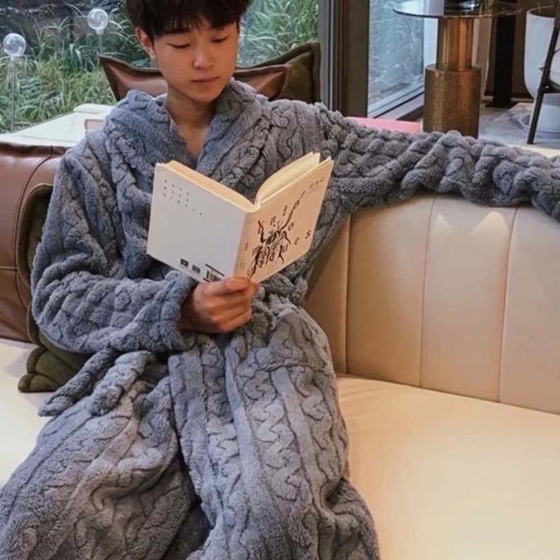 Autumn Winter Thickened Fleece Warm Bathrobe Has Strong Water Absorption Not Shed Fibers Allowing You To Wear Pajamas Over It