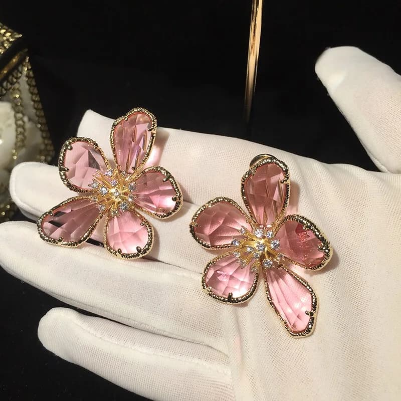 Luxury Pink Crystal Flower Stud Earrings for Women Sweet Romantic Metal Ear Jewelry Vintage Statement Earing Dropshipping