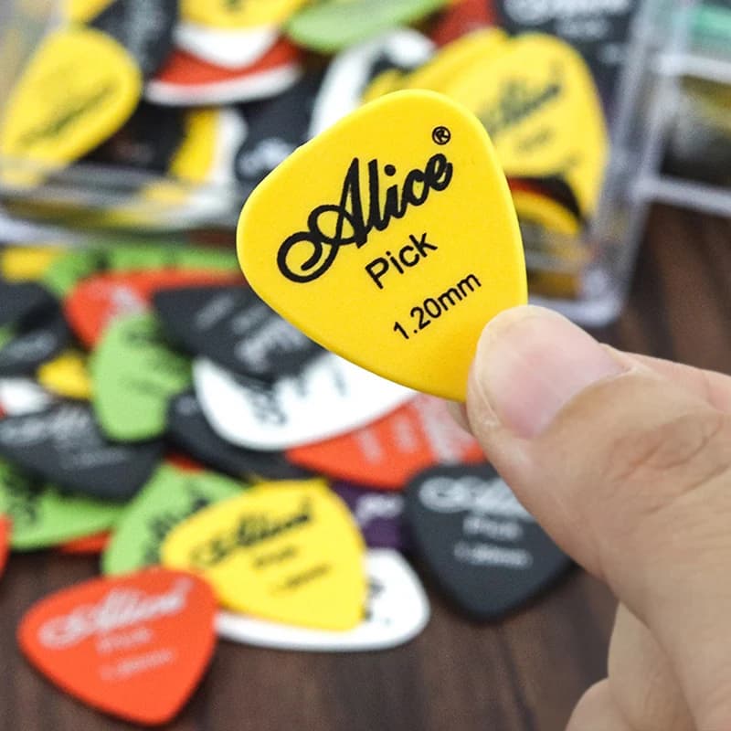 30 pezzi plettro per chitarra acustica elettrica Alice plettro per basso antiscivolo nero bianco mediatore folk acustico dito foglio schegge