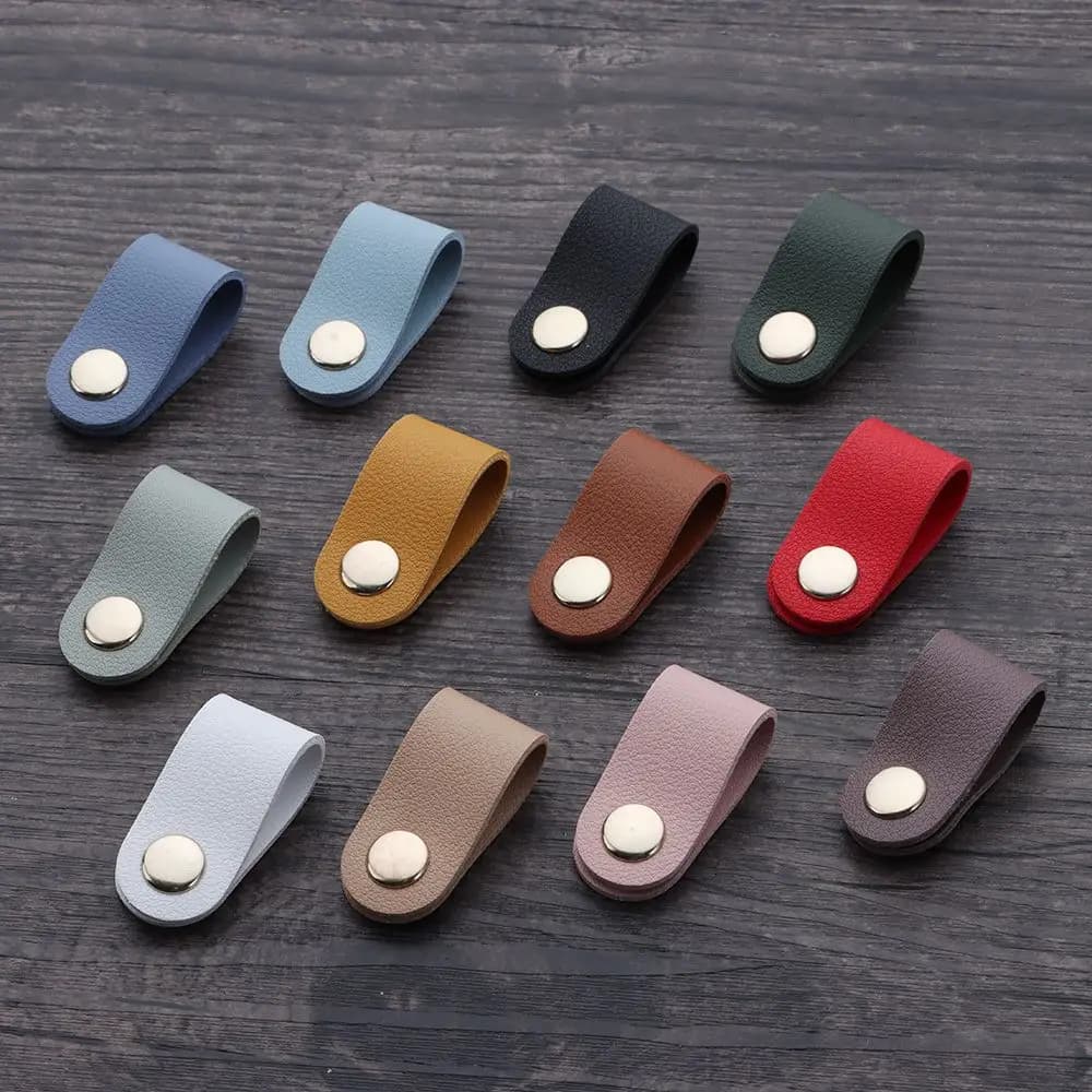 Organizzatore avvolgicavo in pelle Protezione per caricabatterie Avvolgitore per auricolari Cravatta Gestione cavi da tavolo Clip di archiviazione Accessori per supporti