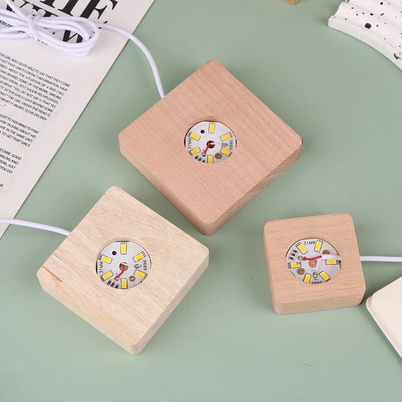 1pc 5/6/7/8/9/10CM Led Lampada in legno massello Luce notturna quadrata Lampade USB Supporto Luci fai da te Supporto Ornamenti da tavolo Lampada decorativa
