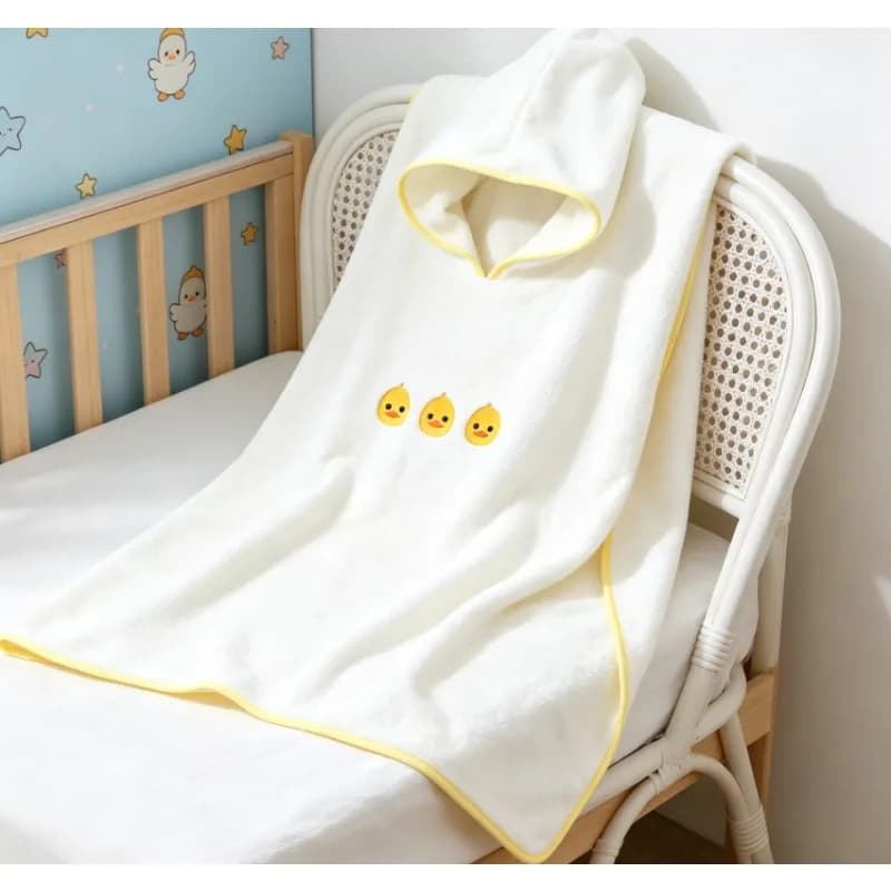 Embroidered Bear Coral Fleece Hooded Bath Towel Cape Unisex Kids Bathrobe Korean Style for After Bath Warmth and Fun