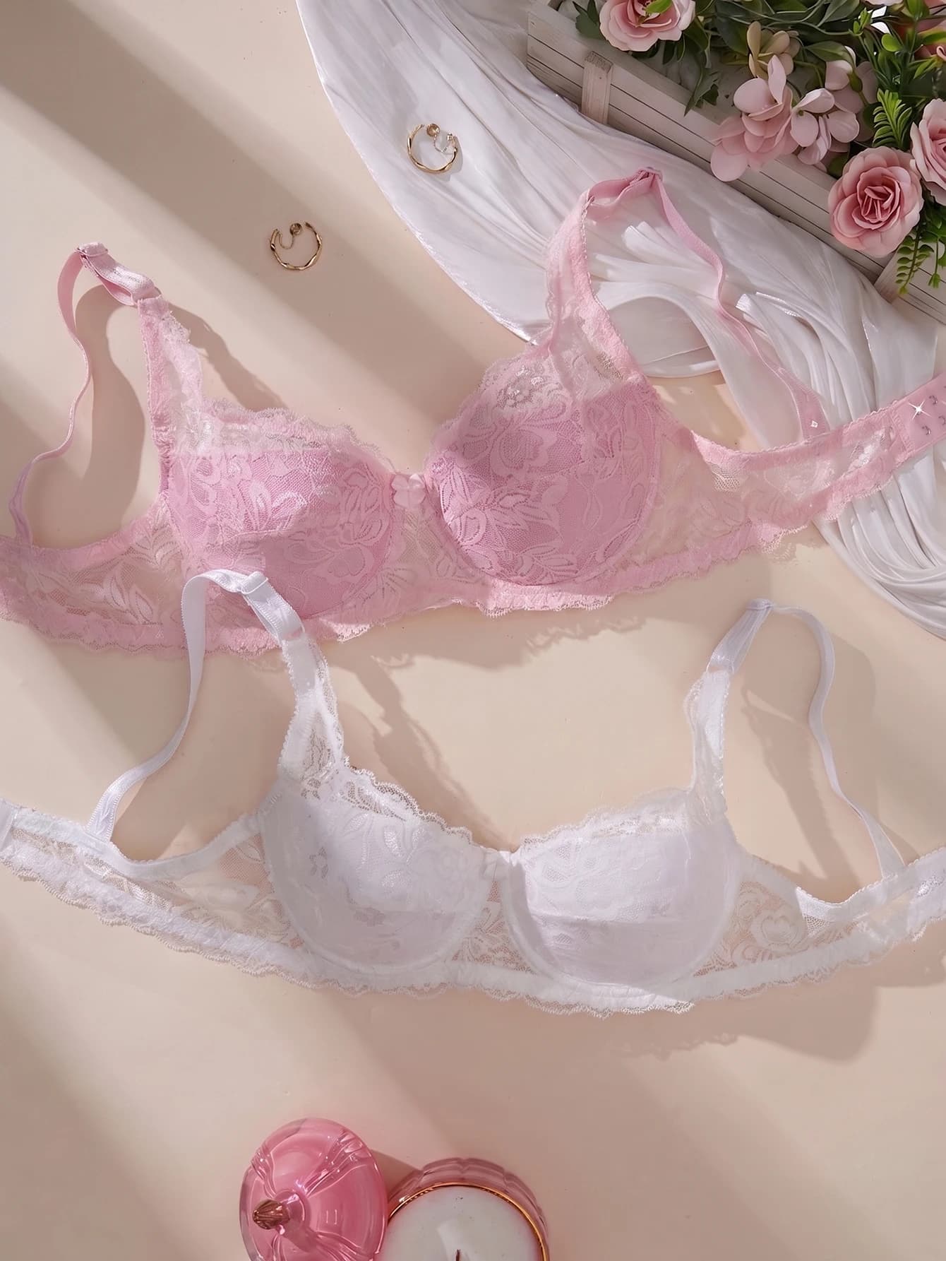 Set di 2 Reggiseni in Pizzo per Donne, Sexy con Ferretto e Push-Up, Traspiranti in Rete Sottile, Morbidi, Regolabili Senza Fodera