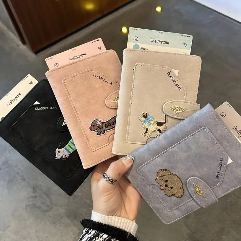 Porta Passaporto in Pelle PU con Animali Cartoon, Leggero e Multifunzione, Protezione RFID per Documenti e Carte Bancarie