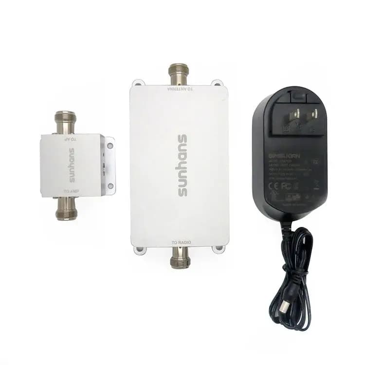 Amplificatore di segnale WiFi esterno all'ingrosso della fabbrica 2.4G 10 Watt Segnale WiFi ripetitore ricevitore FPV in alluminio pressofuso