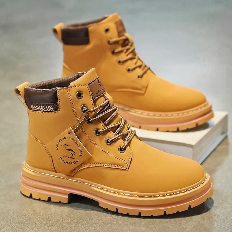 Men's Classic High Boots High Quality Yellow Leather Boots Men's Fashionable Outdoor Sneakers Non-slip Boots with Men's Laces