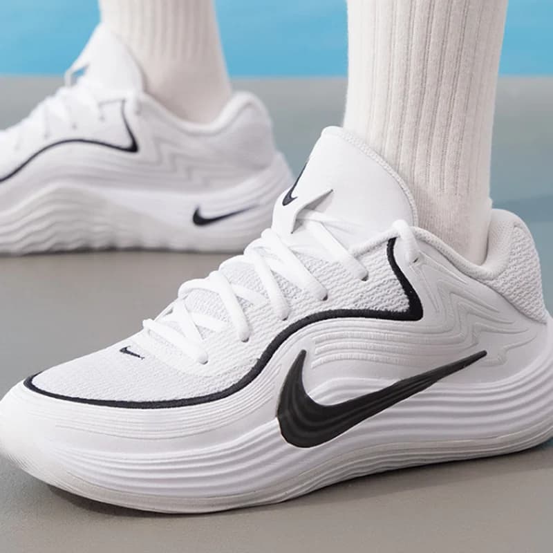 Scarpe da allenamento per basket resistenti all'usura e leggere, ammortizzanti, per quattro stagioni, originali Nike da uomo IH1104-100