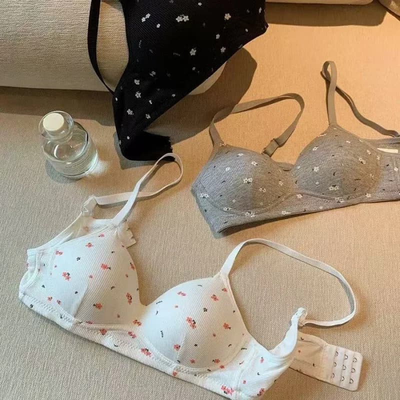 Reggiseno floreale dolce filettato coreano da donna traspirante sottile raccolto anti-cedimento biancheria intima rovesciata per seni piccoli