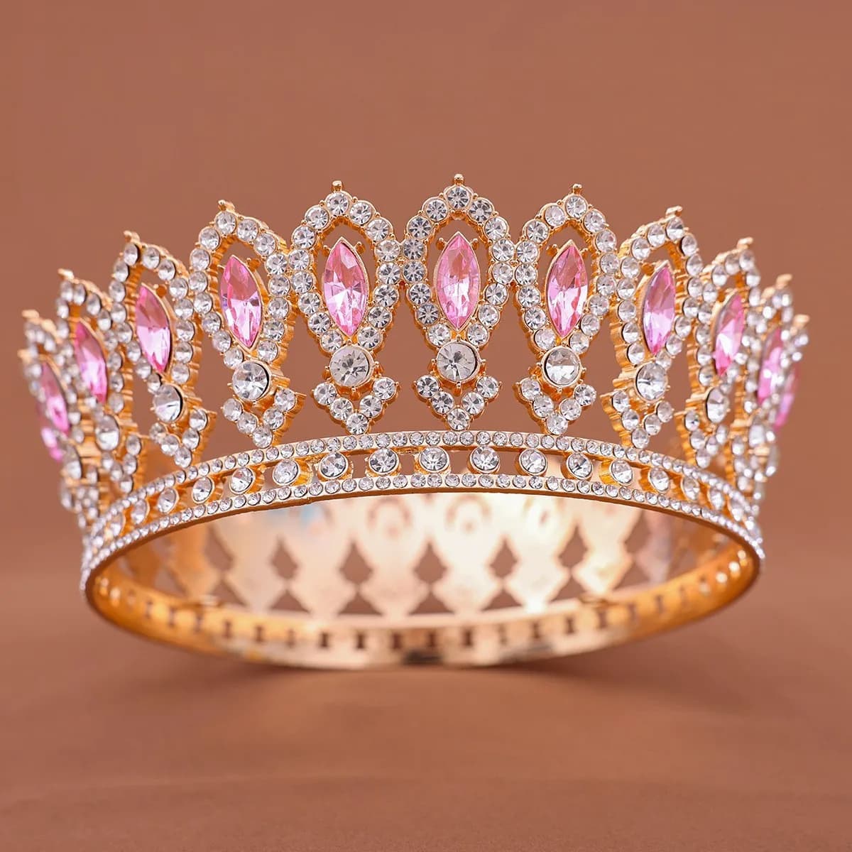 Corona da sposa transfrontaliera Copricapo barocco a cerchio intero in stile europeo, lussuosa decorazione in cristallo, imperiale rotondo pesante
