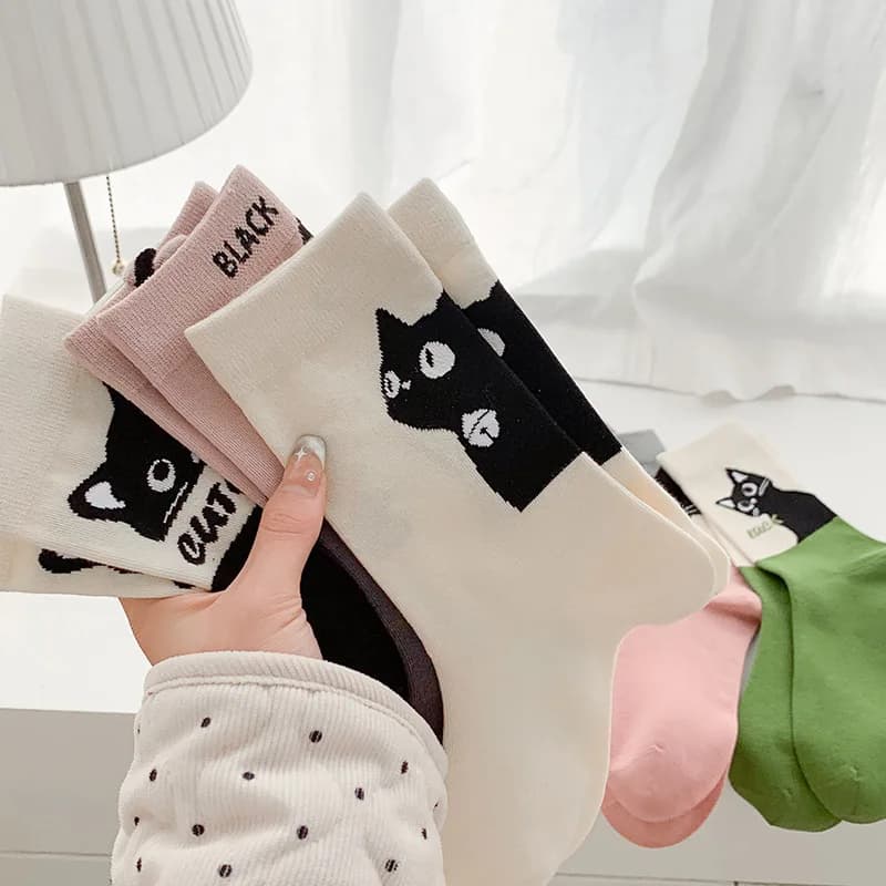1 paio di calzini firmati a tubo centrale con gatto cartone animato in cotone Kawaii Harajuku calzini da donna ventilati alla moda