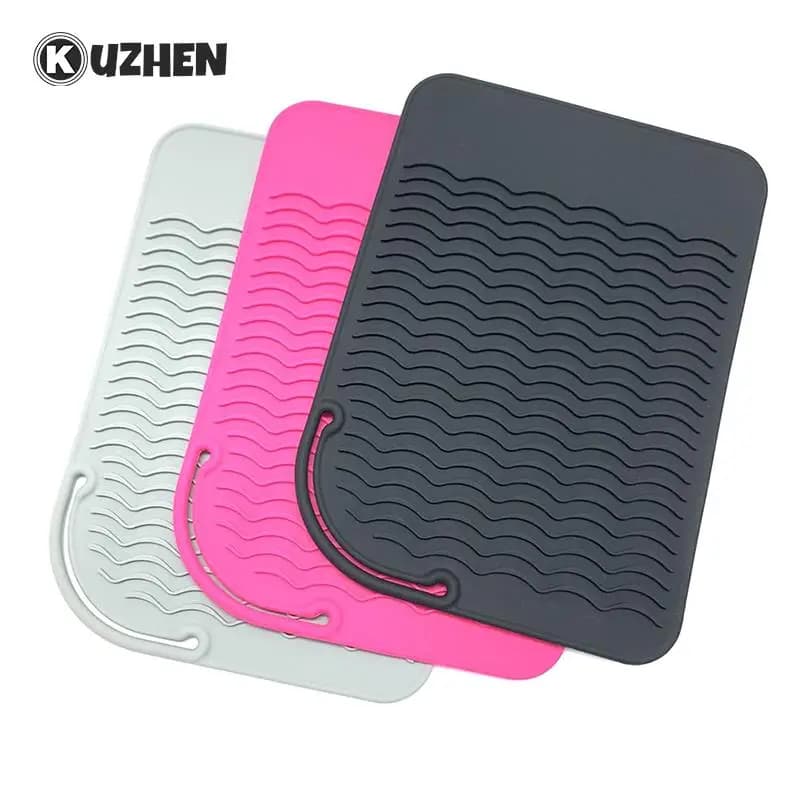 Stuoia resistente al calore in Silicone piatto antiscivolo multifunzione per ferro arricciacapelli strumento per lo Styling dei capelli da viaggio