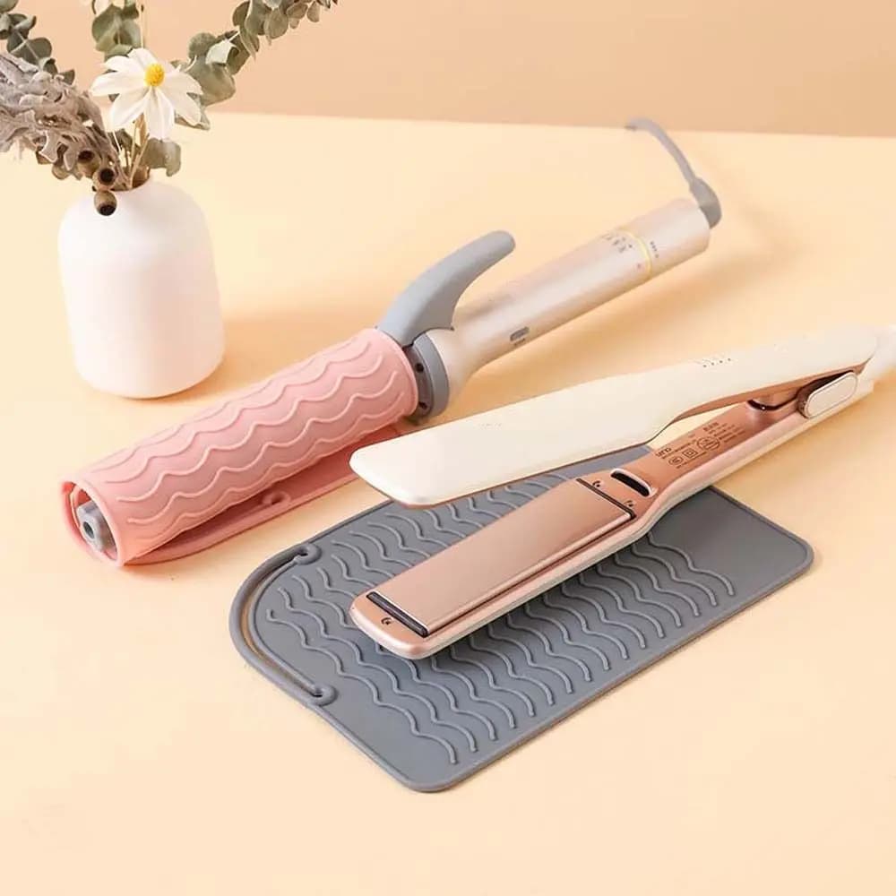 Hair plate mat, hair curler insulating mat, heat resistant silicone mat