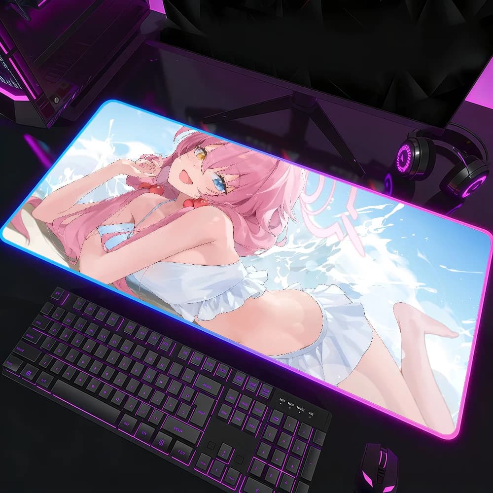 Tappetino per mouse RGB, tappetino per tastiera anime, tappetino da tavolo retroilluminato a LED, base in gomma impermeabile e antiscivolo, adatto per tastiera PC