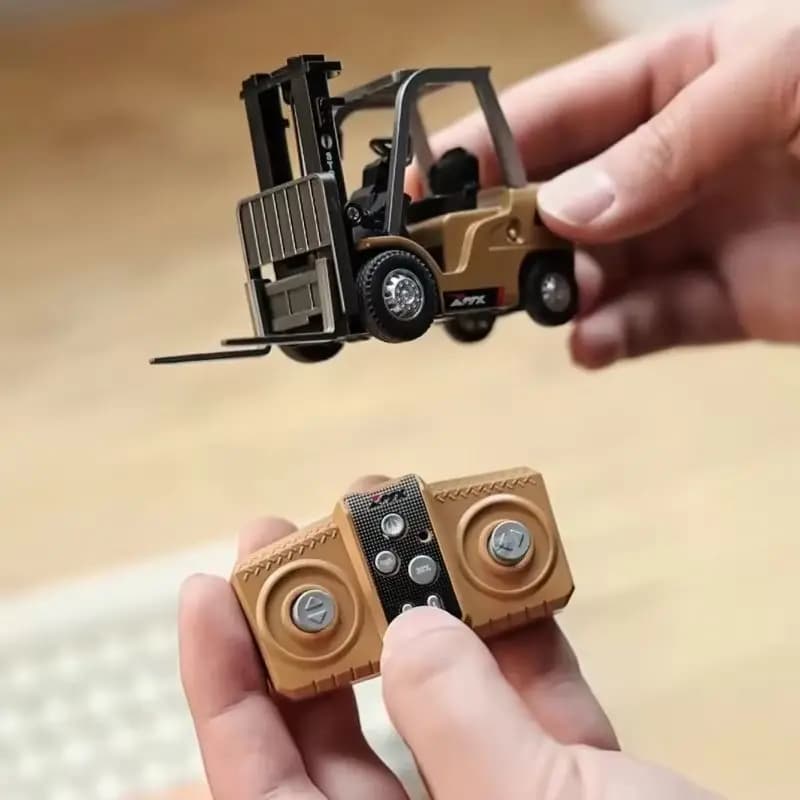 Carrello elevatore telecomandato in lega 1/64, veicolo da ingegneria, giocattolo da tavolo, modello da collezione, regalo per ragazzi