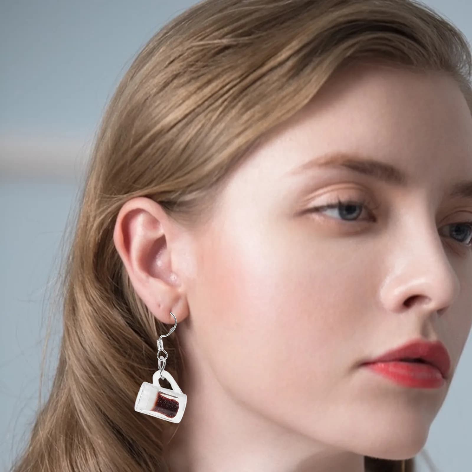 1 Paio di Orecchini a Forma di Boccale da Birra, Senza Piercing, Creativi, Eleganti, Accessori per Orecchie da Donna, Pendenti a Forma di Boccale da Birra