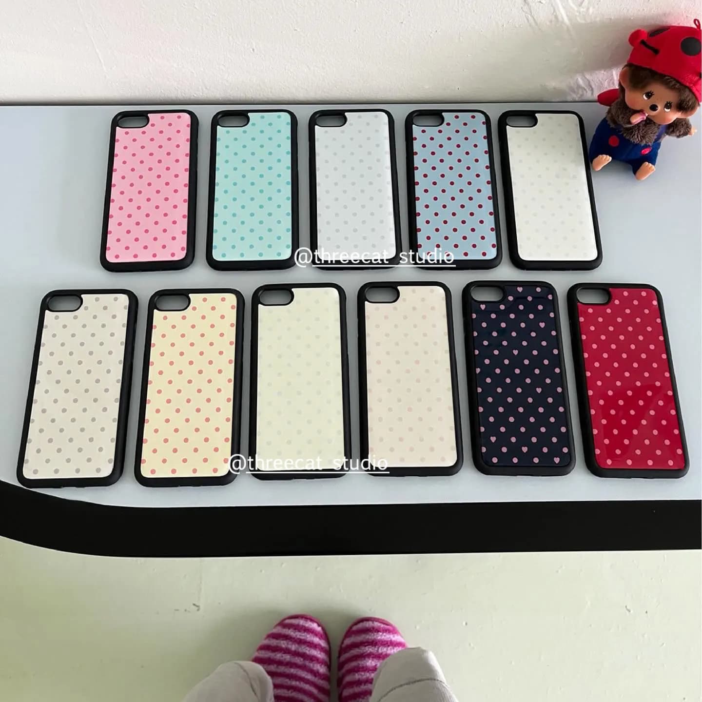 Korean Ins Colorful Polka Dots Black Border Matte Phone Case For iPhone 18 17 Air 16 Pro Max 15 14 Plus 13 12 11 Pro Back Cover