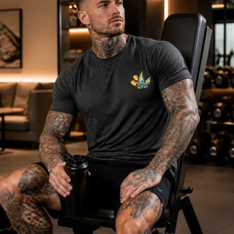 Floral print silk loose short-sleeved, lightweight, quick-drying,non-sagging high-quality T-shirt,suitable for daily sports wear