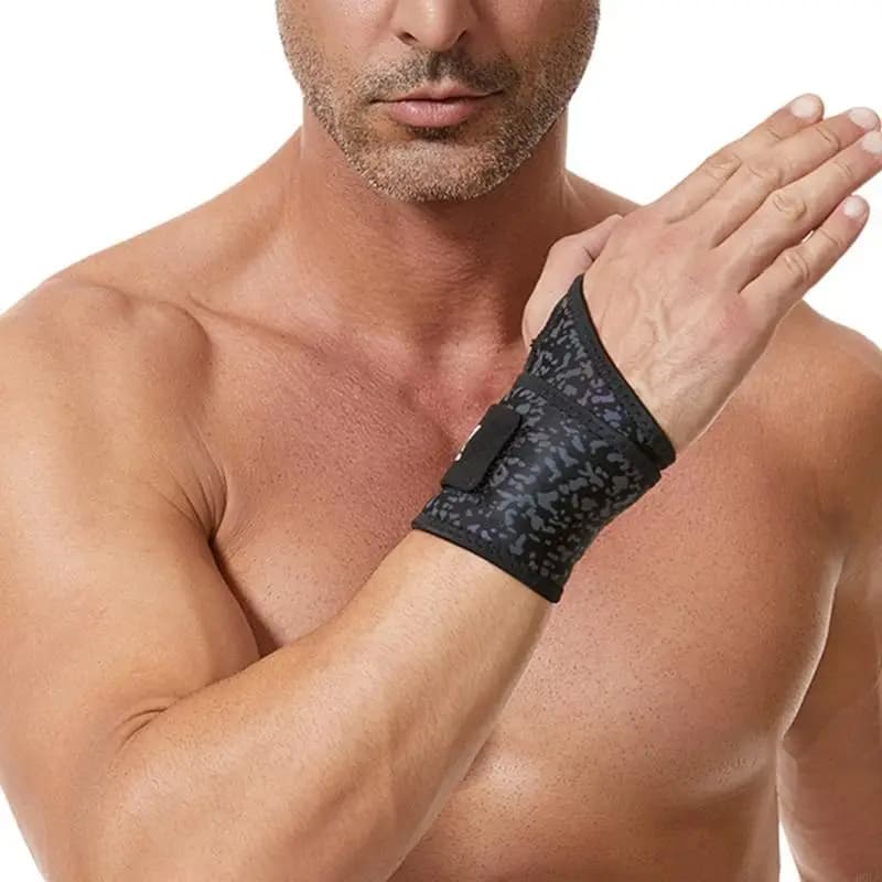 Supporto elastico regolabile per il polso, leggero e traspirante, per sollevamento pesi, basket, tennis, badminton